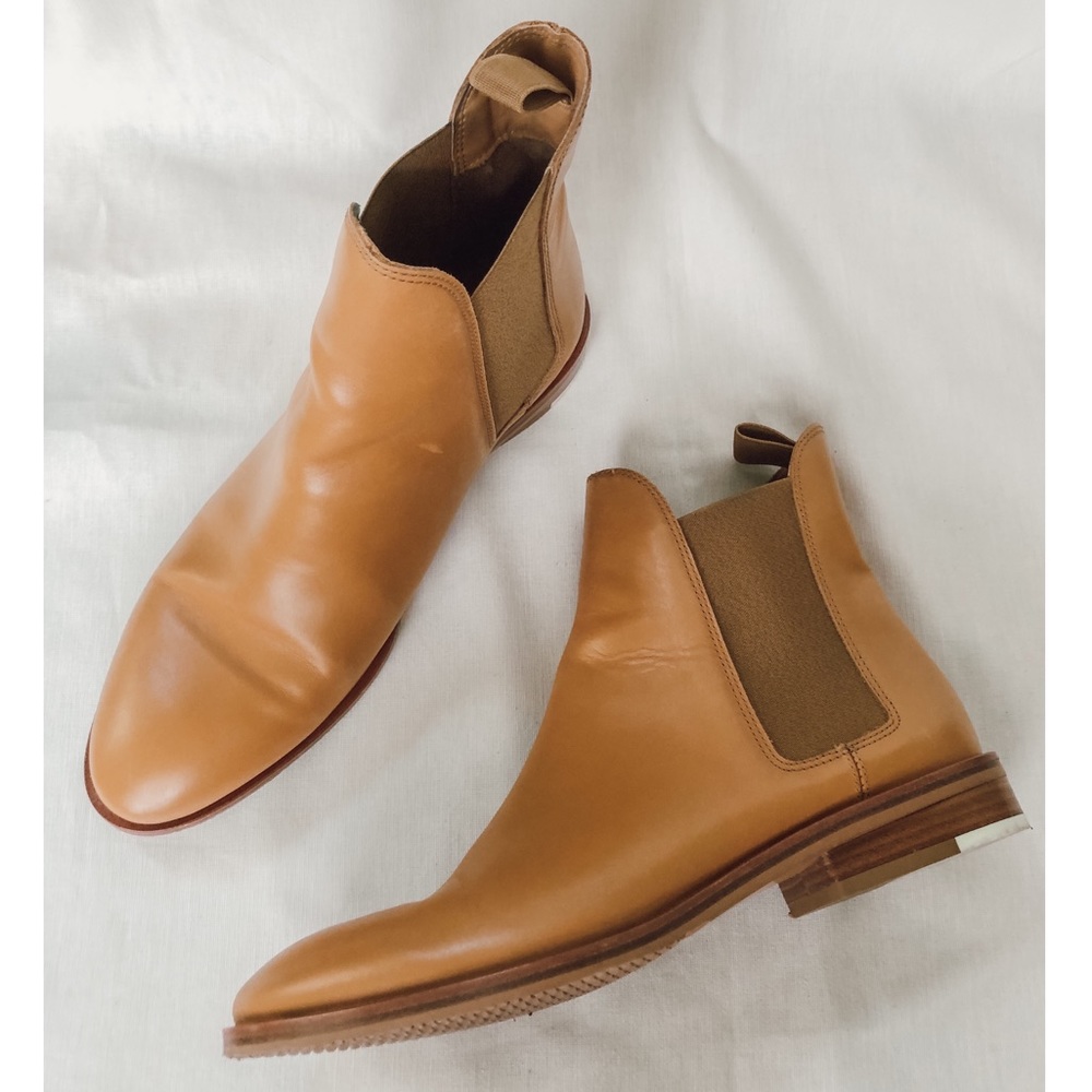 Everlane ‘The Chelsea’ Ankle Boots Camel Brown 9